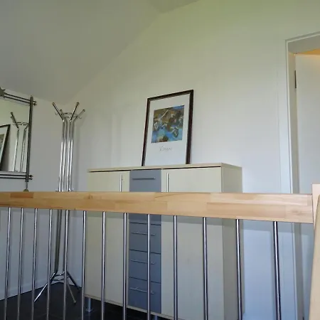 Sunny House, 2 Residential Units 度假居 *