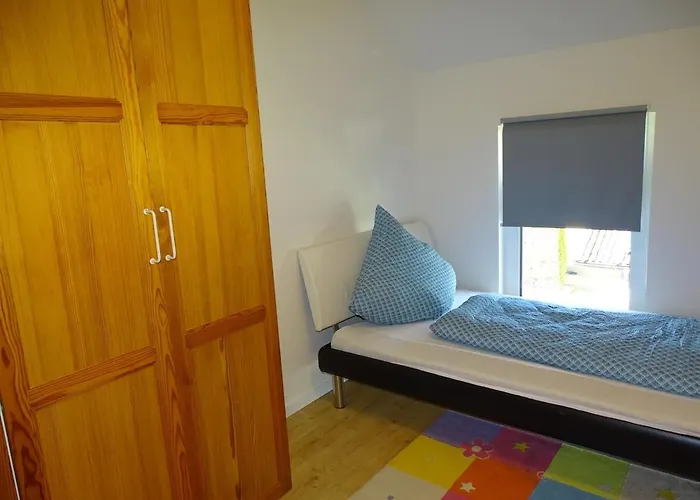 Sunny House, 2 Residential Units Сasa de vacaciones *