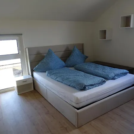 Sunny House, 2 Residential Units * Postmuenster